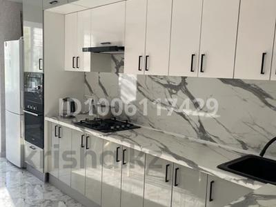 2-комнатная квартира · 87 м² · 1/5 этаж, мкр Северо-Восток, Циалковского 5а за 30.5 млн 〒 в Уральске