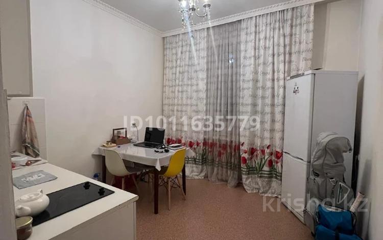 1-комнатная квартира · 43 м² · 1/4 этаж, мкр Новый Город, ул. терешковой 38 за 16 млн ₸ в Караганде, Казыбек би р-н — фото 2