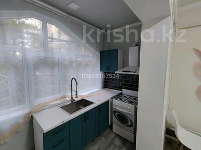 1-комнатная квартира, 39 м², 1/5 этаж помесячно, мкр Север 10 — ТД СЕВЕР за 150 000 〒 в Шымкенте, Енбекшинский р-н