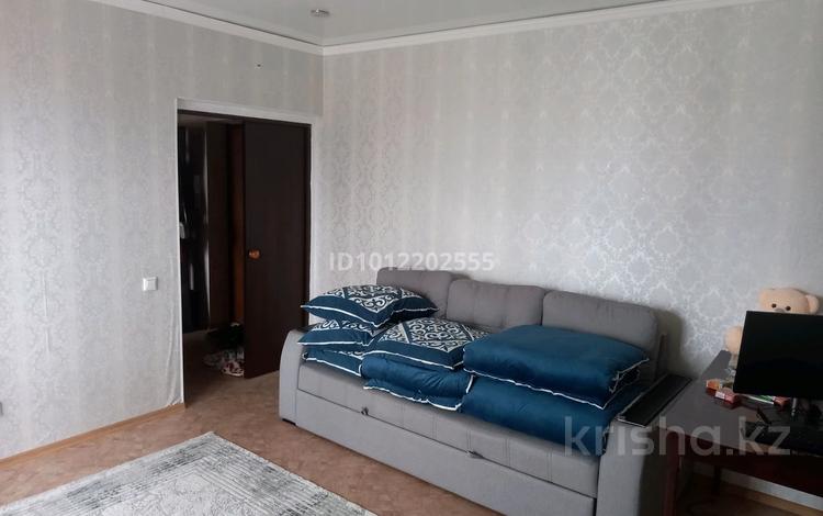 2-комнатная квартира · 60 м² · 7/9 этаж, мкр Кунаева 27 за 24 млн ₸ в Уральске — фото 2