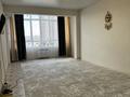 2-бөлмелі пәтер · 85.6 м² · 5/10 қабат, Абулхаирхана 147, бағасы: 33 млн ₸ в Уральске — фото 2