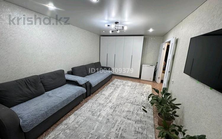 1-бөлмелі пәтер · 44.6 м² · 2/5 қабат, Нуржау 16, бағасы: 15 млн ₸ в им. Касыма кайсеновой — фото 2