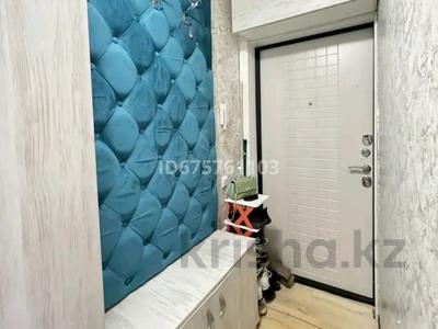2-комнатная квартира, 46 м², Майкудук 13 за 10 млн 〒 в Караганде, Алихана Бокейханова р-н