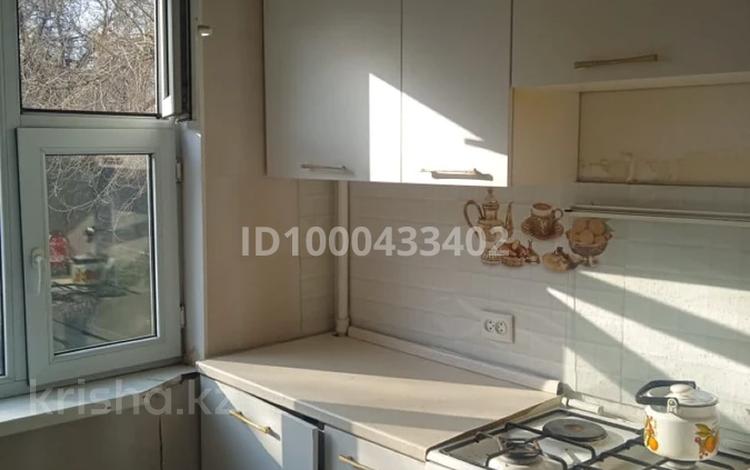 2-комнатная квартира · 43 м² · 3/5 этаж, мкр №5 27 — Абая-Алтынсарина-Отеген Батыра за 260 000 ₸ в Алматы, Ауэзовский р-н — фото 5