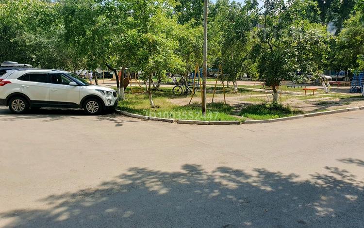 4-комнатная квартира · 100.9 м² · 4/9 этаж, мкр Кунаева 4 за 35 млн 〒 в Уральске — фото 2