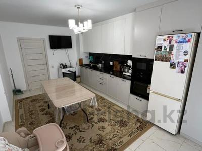 3-бөлмелі пәтер · 95 м² · 1/10 қабат, Шұғыла ш/а., бағасы: 44 млн ₸ в Алматы, Наурызбайский р-н