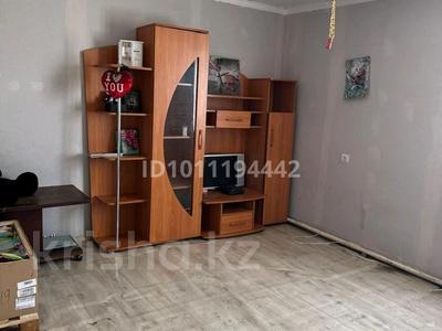 Отдельный дом · 2 комнаты · 80 м² · 12 сот., Смородиновая 80 за 8.5 млн 〒 в Астане, р-н Байконур