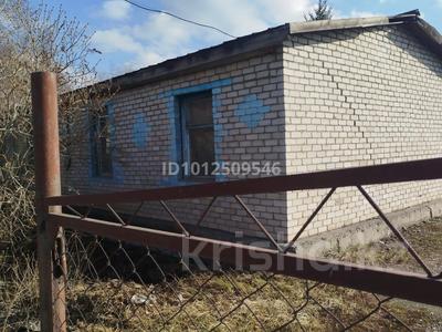 Участок · 10 соток, Коммунальная 1 — В центре старого села, вдоль трассы на военный городок за 9 млн 〒 в Усть-Каменогорске, Ахмирово
