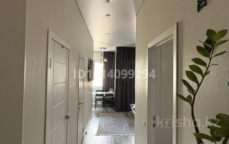 3-бөлмелі пәтер · 54 м² · 11/19 қабат, Юго-Восток ш/а., Шахтеров 52B, бағасы: 28 млн ₸ в Караганде, Казыбек би р-н — фото 2