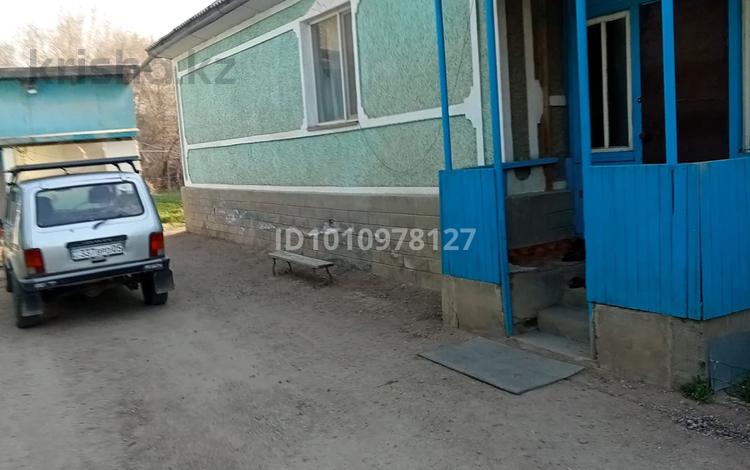 Отдельный дом · 7 комнат · 135 м² · 10 сот., Молдагулова 89 за 36 млн ₸ в Узынагаш — фото 2