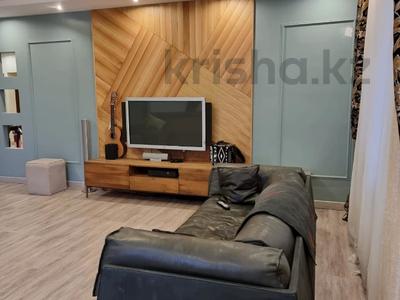 2-комнатная квартира · 132.9 м² · 1/10 этаж, Умбетбаева за 78 млн 〒 в Алматы, Алмалинский р-н