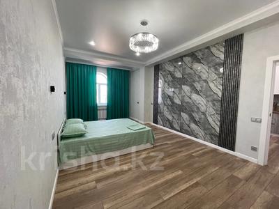 2-комнатная квартира · 62 м² · 10/10 этаж, 17-й мкр 24 — Tanym школа за 23.5 млн 〒 в Актау