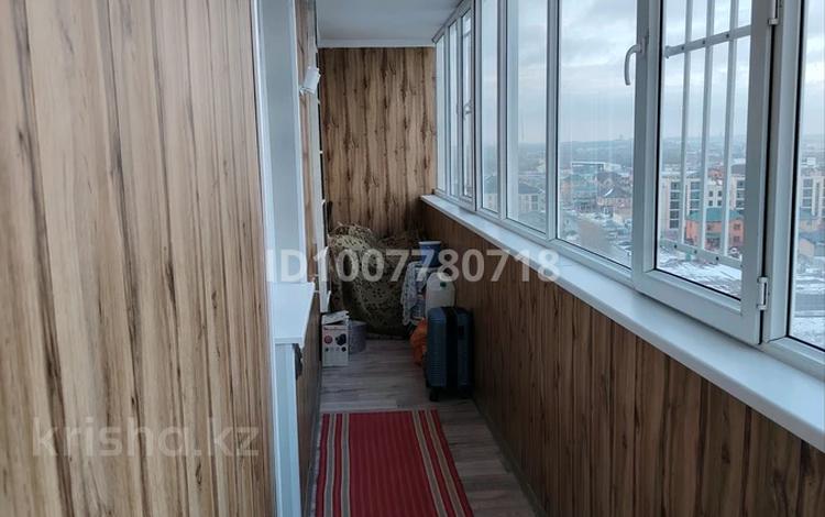 3-бөлмелі пәтер · 70 м² · 13/17 қабат, мкр Юго-Восток, Бауыржана Момышулы 24, 26/2, 26/3, 28, бағасы: 35 млн ₸ в Караганде, Казыбек би р-н — фото 2