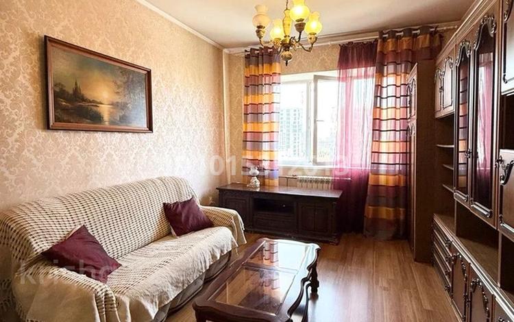 2-комнатная квартира · 60 м² · 8/9 этаж, ул. Толе би 168 — ул. Толе би - ул.Ауэзова за 300 000 ₸ в Алматы, Алмалинский р-н — фото 2