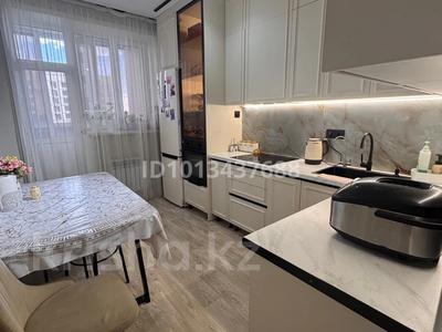 3-бөлмелі пәтер · 81.2 м² · 2/9 қабат, Е-810 2/21 — Улы дала- Нажмиденова. Новый мост, бағасы: 45 млн ₸ в Астане, Сарайшык р-н