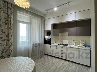 2-комнатная квартира · 77 м² · 8/9 этаж, мкр Нурсая, Абулхайыр хан 74 за 36 млн 〒 в Атырау
