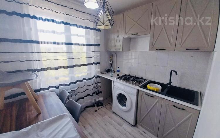 2-комнатная квартира, 44 м², 5/5 этаж помесячно, 3 8