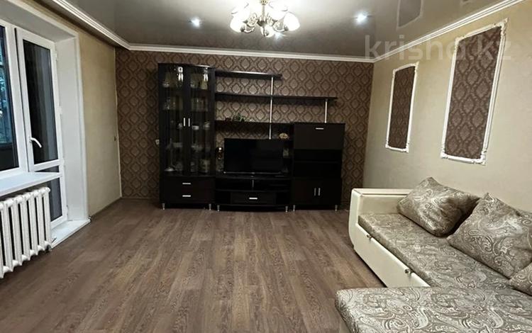 3-комнатная квартира · 67.9 м² · 1/5 этаж, мкр Юго-Восток, мкр Степной 1 6/44 за 28 млн ₸ в Караганде, Казыбек би р-н — фото 2