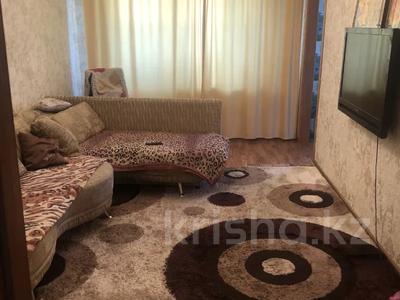 2-комнатная квартира, 46 м², 3/5 этаж помесячно, Самал 15 за 120 000 〒 в Талдыкоргане