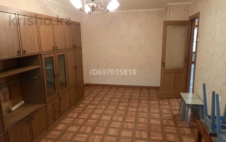 3-комнатная квартира, 62 м², 3/5 этаж, Абая 49