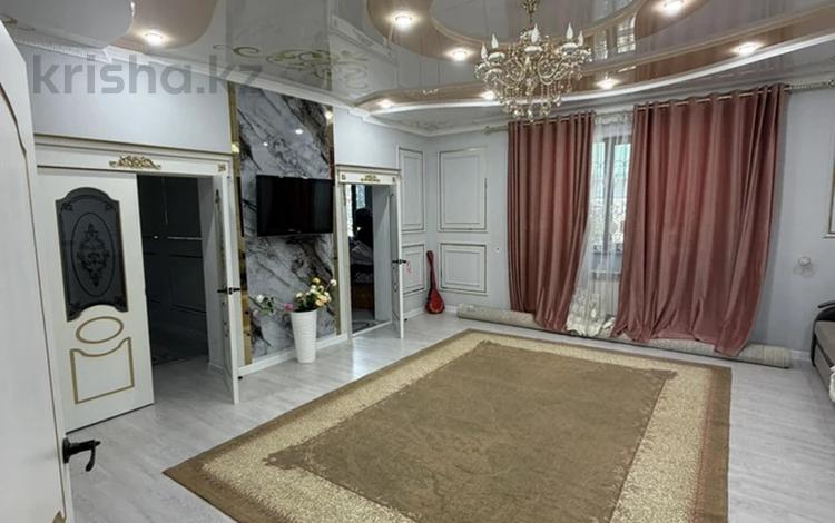 Отдельный дом · 8 комнат · 200 м² · 10 сот., Бекбау Епенов 45 за 52 млн ₸ в Махамбетах — фото 2