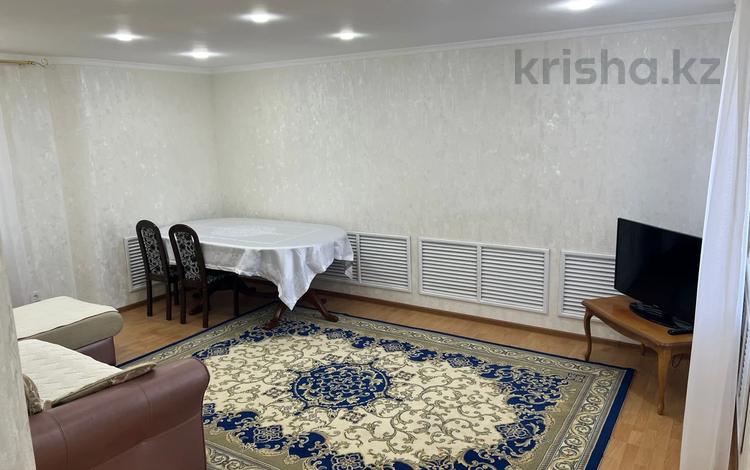 3-комнатная квартира · 93 м² · 5/6 этаж, Ишимская за 250 000 ₸ в Петропавловске — фото 5