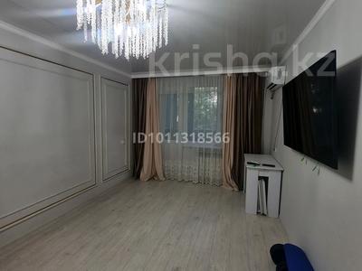 3-бөлмелі пәтер · 49.9 м² · 3/5 қабат, мкр Жайлау — Алкаусар, бағасы: 180 000 ₸ в Таразе
