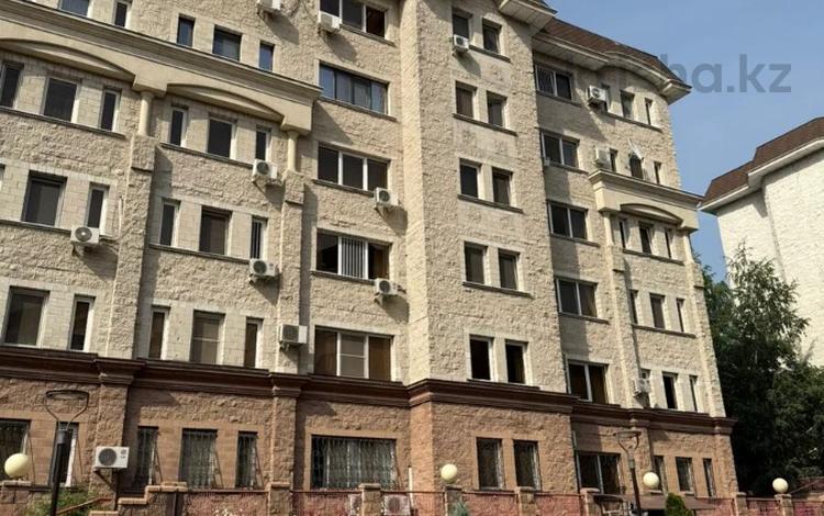 2-комнатная квартира · 67.7 м² · 6/6 этаж, Жамакаева за 75 млн ₸ в Алматы, Медеуский р-н — фото 18