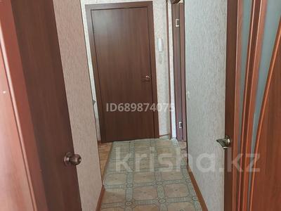 1-комнатная квартира, 38 м², 1/5 этаж помесячно, Жастар 27 за 110 000 〒 в Усть-Каменогорске