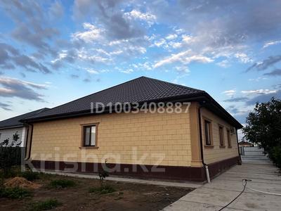 Жеке үй · 4 бөлме · 224 м² · 10 жүзд., Бірлік-2 -ш/а., Амина Умирзаковой, бағасы: 43 млн ₸ в Атырау, мкр Бирлик-2