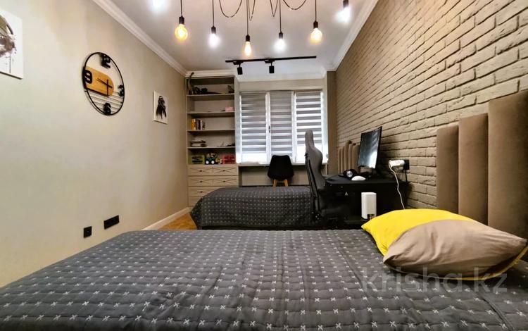 4-комнатная квартира · 112.1 м² · 4/13 этаж, Макатаева — Муратбаева за 125 млн ₸ в Алматы, Алмалинский р-н — фото 6