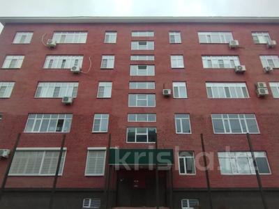 Продажа квартир в Жетысу обл.: 4-комнатная квартира · 195 м² · 2/5 этаж, Каратал за 56 млн 〒 4-комнатная квартира · 195 м² · 2/5 этаж, Каратал за 56 млн 〒 в Талдыкоргане