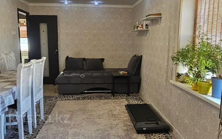 3-бөлмелі пәтер · 60 м² · 4/4 қабат, 6-й мкр 11, бағасы: 11.5 млн ₸ в Актау — фото 3