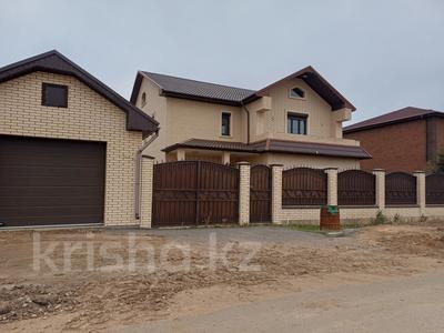 Отдельный дом · 6 комнат · 400 м², 3 микрорайон 81 — Кызылсуат за 1 млн 〒 в Астане, Есильский р-н