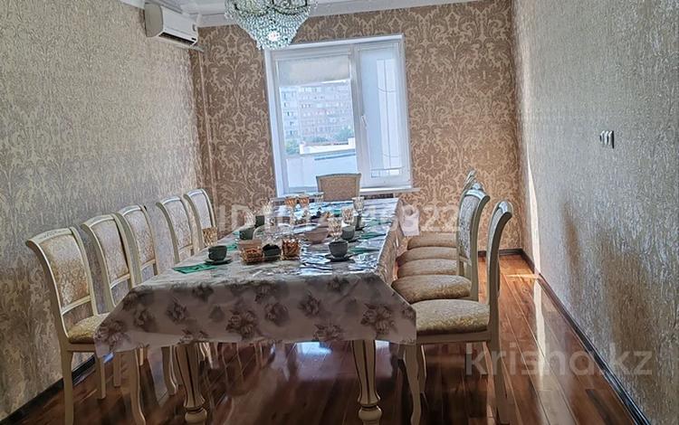 4-комнатная квартира · 90 м² · 4/5 этаж, 13-й мкр, 13-ш/а. 36 за 200 000 ₸ в Актау — фото 2