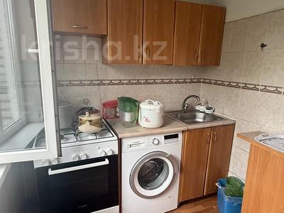 2-комнатная квартира · 45 м² · 5/5 этаж, мкр Тастак-2, Дуйсенова 111 за 29.5 млн ₸ в Алматы, Алмалинский р-н