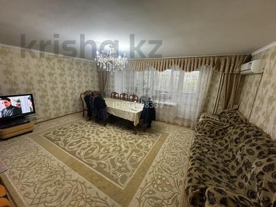 4-бөлмелі пәтер · 100 м² · 4/9 қабат, Алдиярова 2, бағасы: 35 млн 〒 в Актобе