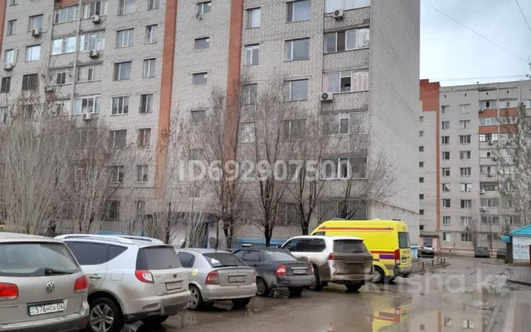 2-комнатная квартира, 67 м², 9/9 этаж, мкр 12 54