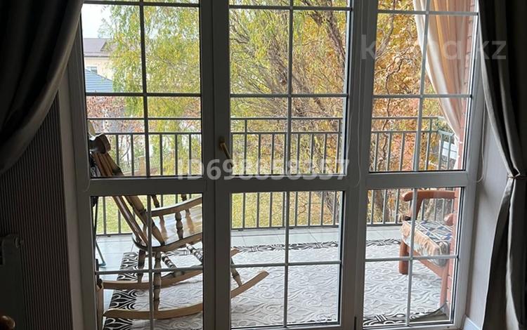 3-комнатная квартира · 90 м² · 2/3 этаж, Тулпар за 55 млн ₸ в Шымкенте — фото 2