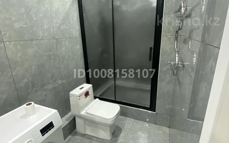 2-комнатная квартира · 55.1 м² · 1/6 этаж, мкр Нуркент, 16 5 за 300 000 ₸ в Алматы, Алатауский р-н — фото 2