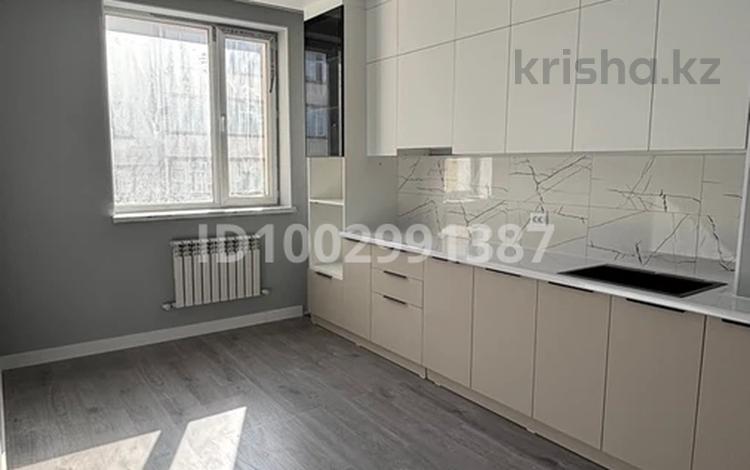 1-комнатная квартира · 45 м² · 4/6 этаж, 35-мкр, 35 мкр. 15 за 11.8 млн 〒 в Актау — фото 2