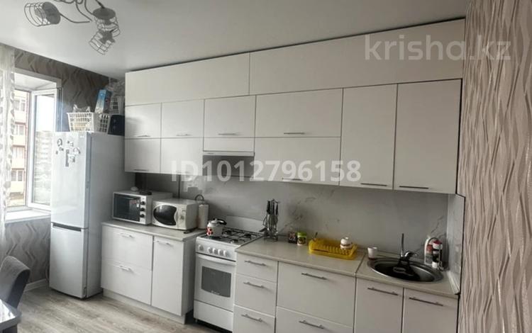 3-бөлмелі пәтер · 68 м² · 2/5 қабат, Юбилейный 32, бағасы: 32.5 млн ₸ в Костанае — фото 15