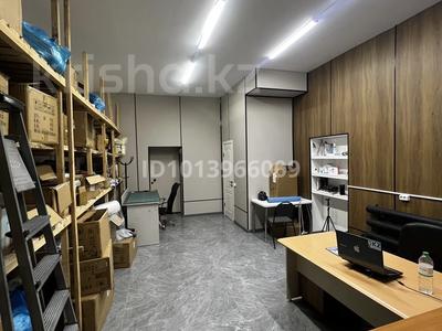 Свободное назначение, офисы, магазины и бутики, склады · 41.5 м² за ~ 15 млн ₸ в Астане, Сарайшык р-н