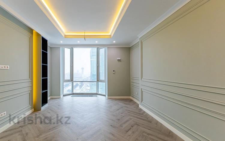 3-комнатная квартира, 126 м², 16/22 этаж, Достык