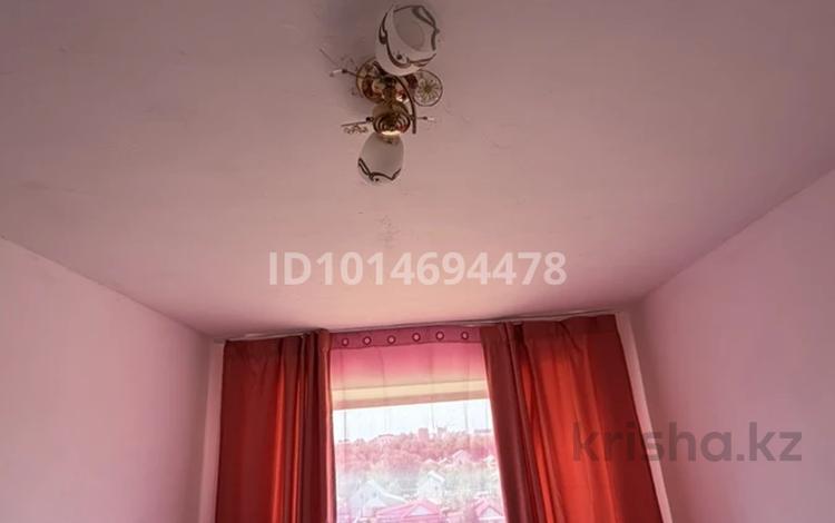 1 комната · 18 м² · 5/5 этаж, Ақотау 24/1 — 8 школа за 50 000 ₸ в Уральске — фото 2