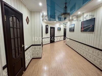 4-комнатная квартира · 167.4 м² · 7/9 этаж, Кулманова 107 за 500 000 ₸ в Атырау
