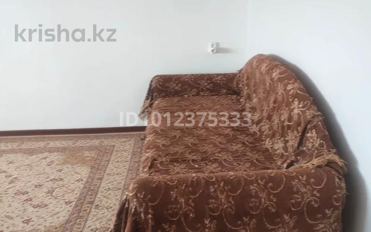2-бөлмелі пәтер · 52 м² · 7/9 қабат, Абая 115 — Остановка 8-ая школа, бағасы: 170 000 ₸ в Уральске — фото 2