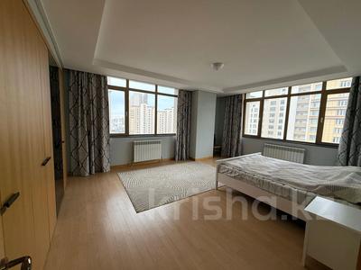 3-комнатная квартира · 138 м² · 16/30 этаж, Кошкарбаева 2 — Классная квартира, отличное состояние за 97 млн 〒 в Астане, Сарайшык р-н