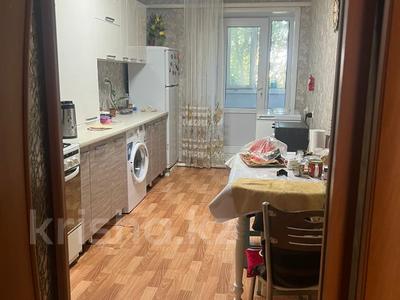 3-бөлмелі пәтер · 57.1 м² · 1/3 қабат, Тауельсиздик 114, бағасы: 20 млн ₸ в Затобольске (Тобыле)