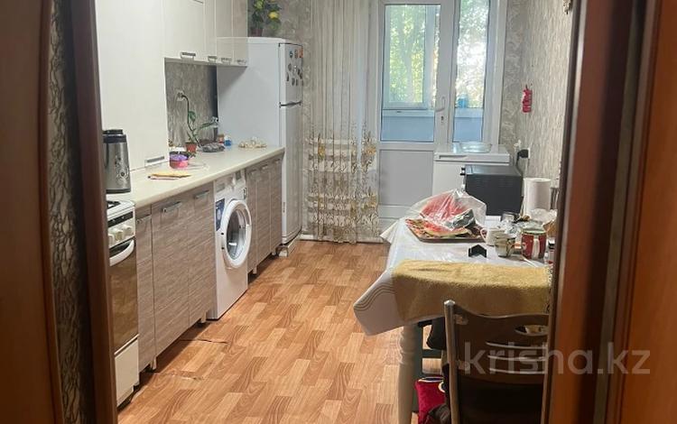 3-бөлмелі пәтер · 57.1 м² · 1/3 қабат, Тауельсиздик 114, бағасы: 20 млн ₸ в Затобольске (Тобыле) — фото 2
